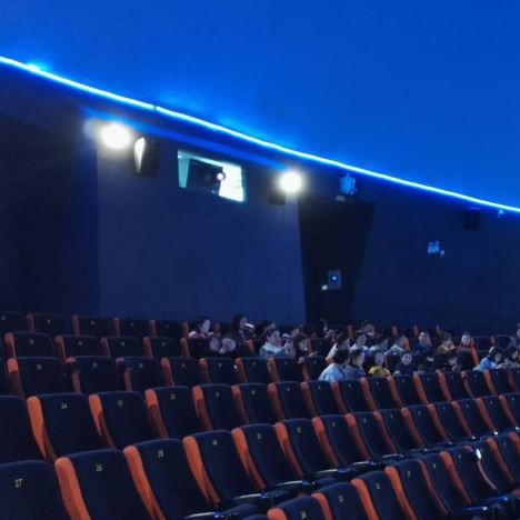 Didelio formato „Kino“ kupolo teatras